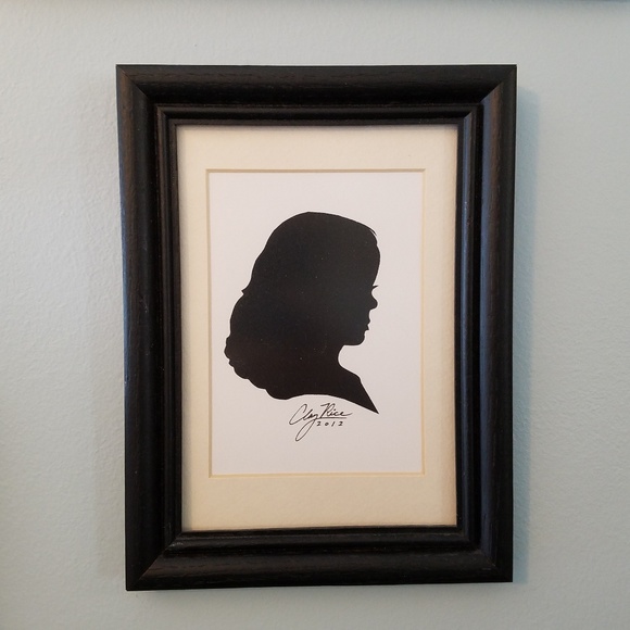 Meet your Posher, Marianna - Picture 1 of 5